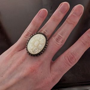 Stephen Dweck mother of pearl ring